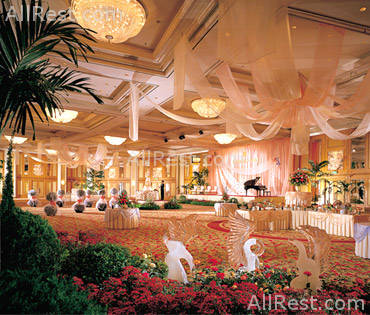 Shangri-La Hotel 13